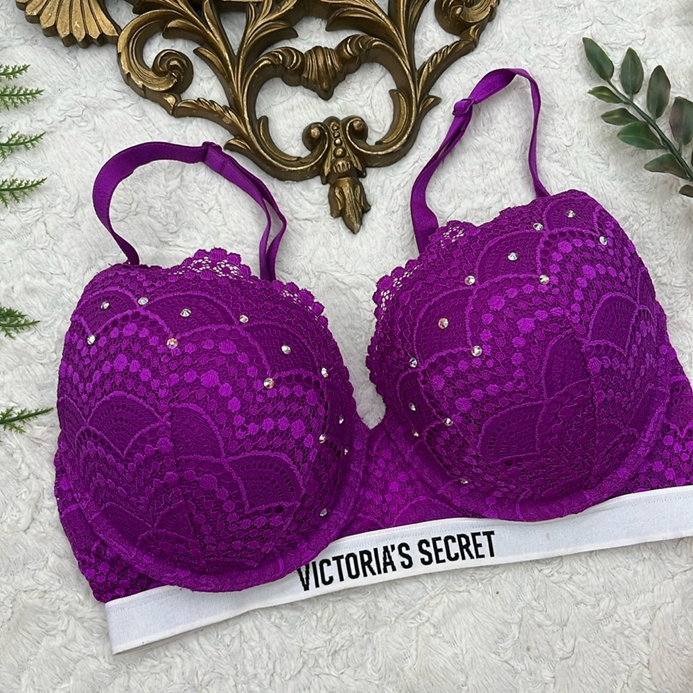 Victoria’s Secret Perfect Shape Bra size 34D Rhinestones